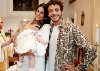 Valentino Rossi e Francesca Sofia Novello hanno battezzato la figlia Giulietta: foto