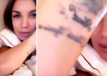 Elettra Lamborghini non riesce a cancellare i tatuaggi