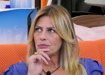 Cristina Quaranta eliminata dal GF Vip: ''Negli ultimi 4 anni ho perso un padre, mio fratello una zia e mia madre ha avuto…''