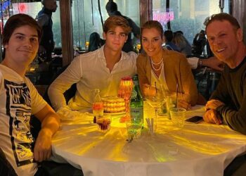 Il figlio di Rocco Siffredi festeggia il compleanno a Milano con la famiglia: foto