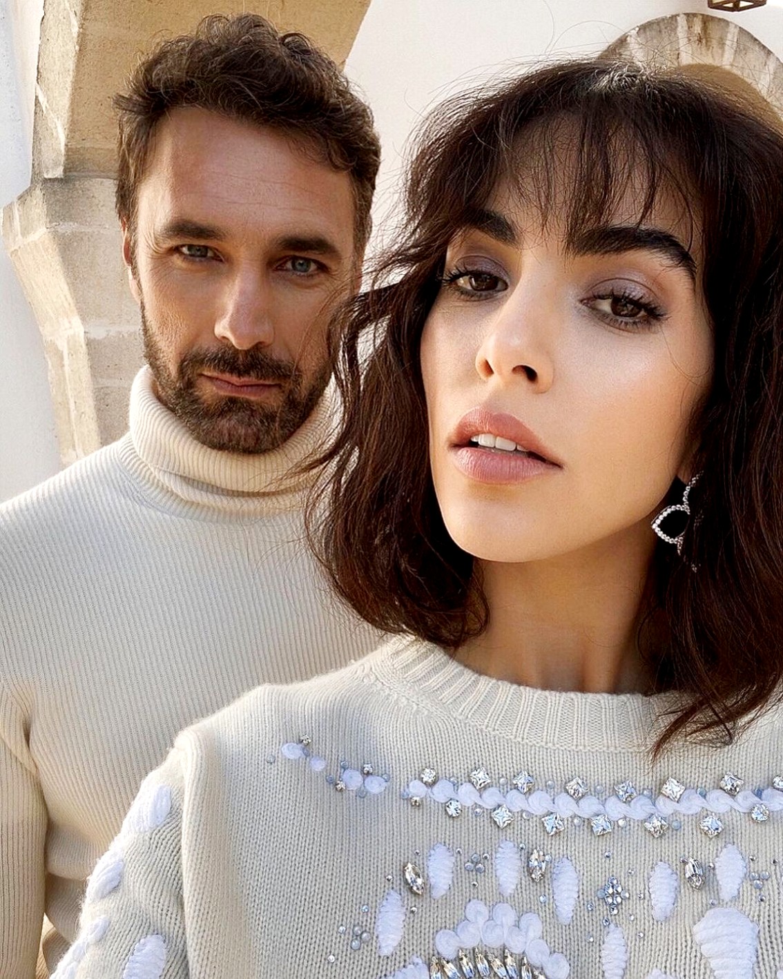 Raoul Bova crede ancora nel matrimonio, ma non ha sposato la compagna ...