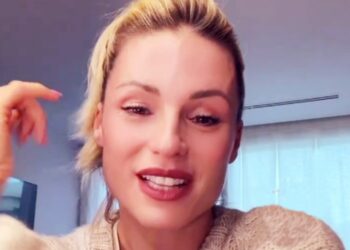 Michelle Hunziker piange di gioia: 'Avrò un maschietto'