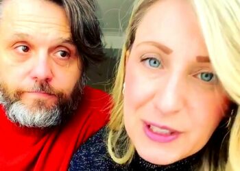 La coppia di comici Katia Follesa e Angelo Pisani rivelano il segreto del loro rapporto: ''E' l'appartamento di riserva''