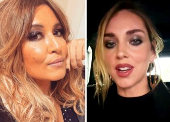Chiara Ferragni annuncia che devolverà il compenso di Sanremo in beneficenza, la Lucarelli l’attacca