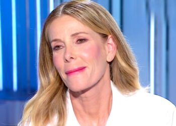 Alessia Marcuzzi in lacrime a Domenica In: ecco cosa le ha detto Mara Venier