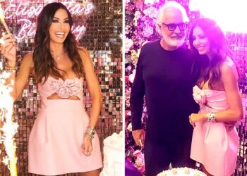 Abito scollatissimo e tanti amici vip, Elisabetta Gregoraci brinda ai 43 anni con il super party organizzato da Briatore: foto