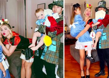 Clizia Incorvaia e Paolo Ciavarro con i figli travestiti da carnevale