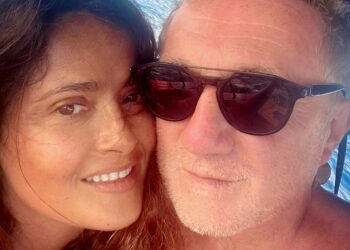 Salma Hayek ha rifiutato due proposte di matrimonio da uno degli uomini più ricchi del pianeta