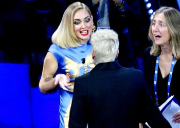 Chiara Ferragni e Fedez non si fanno vedere insieme dopo Sanremo e la lite: la 35enne arrabbiata per essere stata 'oscurata' dal marito?