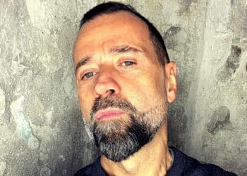 Fabio Volo dopo l'addio con Johanna Maggy ammette: ''Meglio una separazione civile che un matrimonio triste''