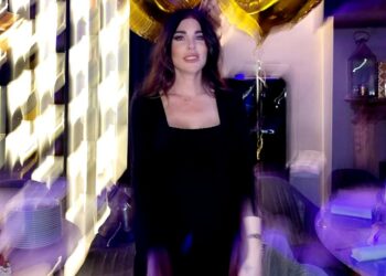 Festa a sorpresa per i 36 anni di Bianca Atzei