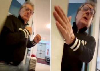 Il simpatico scherzo a Enzo Iacchetti