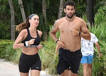 Melissa Satta e Matteo Berrettini fanno jogging a Miami