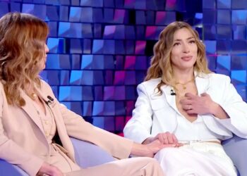 Soleil Sorgé affranta in tv con la madre Wendy: ''Il tumore è tornato''