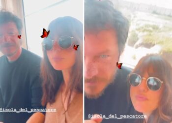 Ambra Angiolini e il nuovo fidanzato Andrea Bosca sono già una famiglia: Pasqua con i parenti di lei a Roma