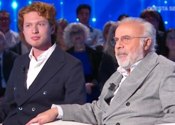 ''Johnny ha preso lo stile dalla mamma'': Jerry Calà dopo l'infarto in tv col figlio 20enne