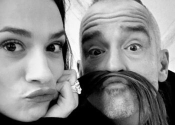 Eros Ramazzotti sempre più innamorato della fidanzata Dalila: nuova foto di coppia