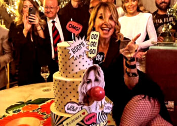 Barbara D'Urso festeggia 66 anni a Milano con un party vip