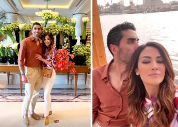 Giorgia Palmas e Filippo Magnini festeggiano l'anniversario di matrimonio sul Nilo