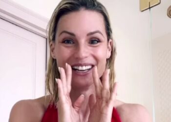 ''Quello che è successo dopo è stato ancora peggio'': Michelle Hunziker racconta di quella volta che ha fatto un rutto davanti a centinaia di persone