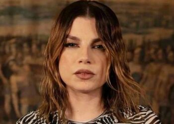''Sentivo le urla di mia madre, è stato terribile'': Emma Marrone racconta i momenti più drammatici della morte del padre