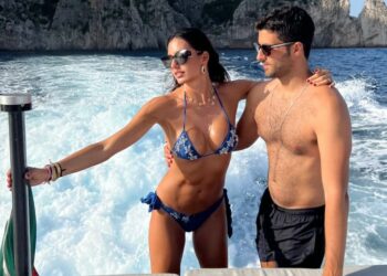 Elisabetta Gregoraci con il fidanzato Giulio Fratini a Capri