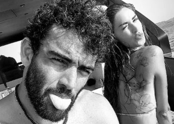 Melissa Satta in Sardegna con il figlio Maddox e Matteo Berrettini