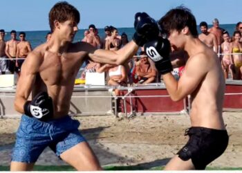 I figli di Rocco Siffredi si sfidano a colpi di boxe