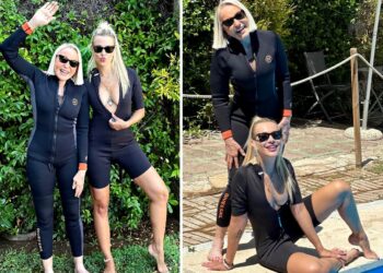 Clizia Incorvaia e la suocera Eleonora Giorgi con la muta coordinata in piscina: ''Lei la mette davvero per fare il bagno''