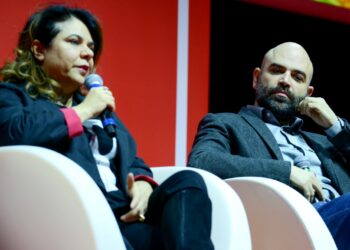 ''Roberto Saviano ha accarezzato e baciato Michela Murgia nell’ora della sua morte'': il toccante racconto dei familiari