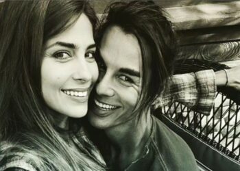 Ariadna Romero e il figlio di Julio Iglesias sempre più innamorati: le nuove immagini con dedica per il compleanno