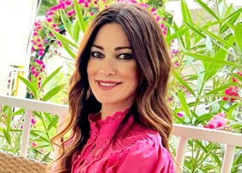 ''Ho volutamente smesso di lavorare'': Manuela Arcuri spiega perché per anni è scomparsa dalla tv