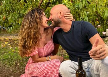 Melita Toniolo spiega perché uscita allo scoperto col nuovo fidanzato: le foto con lui