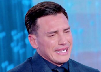 Alessandro Basciano in lacrime e disperato in tv per la fine con Sophie Codegoni