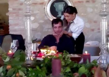 Belen Rodriguez festeggia il compleanno del nuovo compagno Elio Lorenzoni