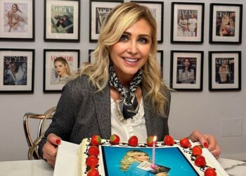 La mamma di Chiara Ferragni Marina Di Guardo festeggia 62 anni con le figlie