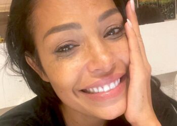 Carolina Marconi riceve il risultato della risonanza al fegato e scoppia a piangere sul social