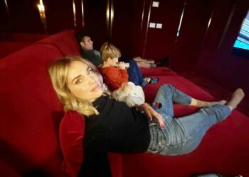 Nella nuova casa di Fedez e Chiara Ferragni c'è anche una sala cinematografica privata 
