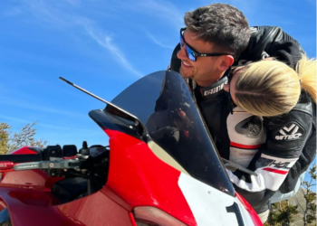 Alessandro Carollo ufficializza l'amore con Michelle Hunziker: ''Hai stravolto tutto, sei un dono dal cielo''