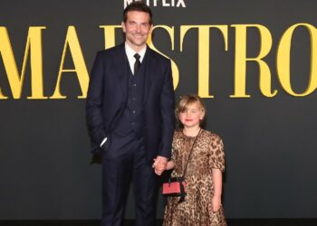 Bradley Cooper porta la figlia Lea De Seine di 6 anni sul red carpet