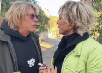 Non facciamo scherzi! Per fortuna non si sono lasciati, era una fake news quella su Carmen Russo e Enzo Paolo Turchi