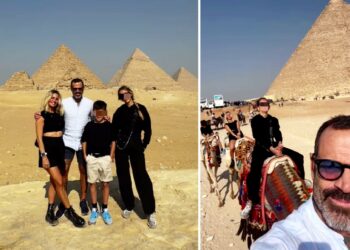 Katia Pedrotti e Ascanio Pacelli in Egitto con i figli