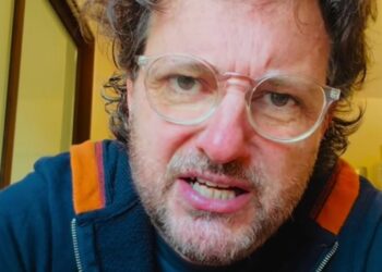 Giorgio Panariello con Carlo Conti e Leonardo Pieraccioni alla cena di Natale toscana