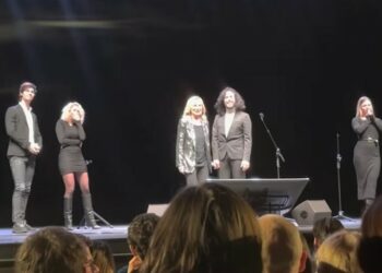 Ecco cos'ha detto Teo Mammucari sulle dimensioni intime del figlio di Rocco Siffredi