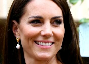 Mistero sulle vere condizioni di salute di Kate Middleton dopo l’intervento all’addome, la versione ufficiale non convince tutti: ecco cosa sappiamo