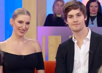 Rocco Siffredi ipotizza di diventare 'nonno' in tv, il figlio Lorenzo Tano e la fidanzata Lucrezia Lando reagiscono così