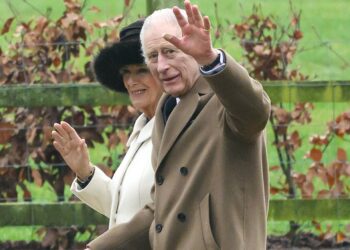 Re Carlo torna a farsi vedere dopo l’annuncio della malattia e rompe il silenzio: le prime parole ufficiali dopo la diagnosi di cancro