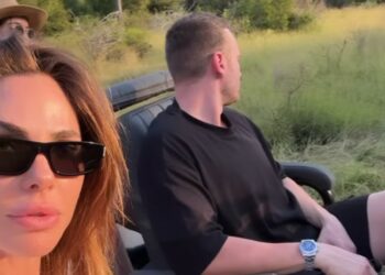 Ilary Blasi in Africa si gode il safari tra leoni e tigri con Bastian Muller