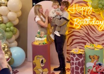 Clizia Incorvaia e Paolo Ciavarro festeggiano 2 anni del loro piccolo Gabriele