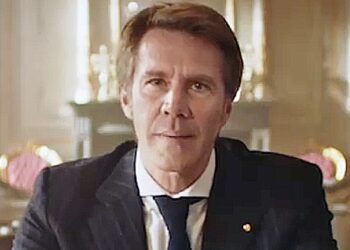 Emanuele Filiberto racconta le ultime settimane del padre Vittorio Emanuele prima della morte: ''Gli antibiotici hanno avuto effetto, ma…''